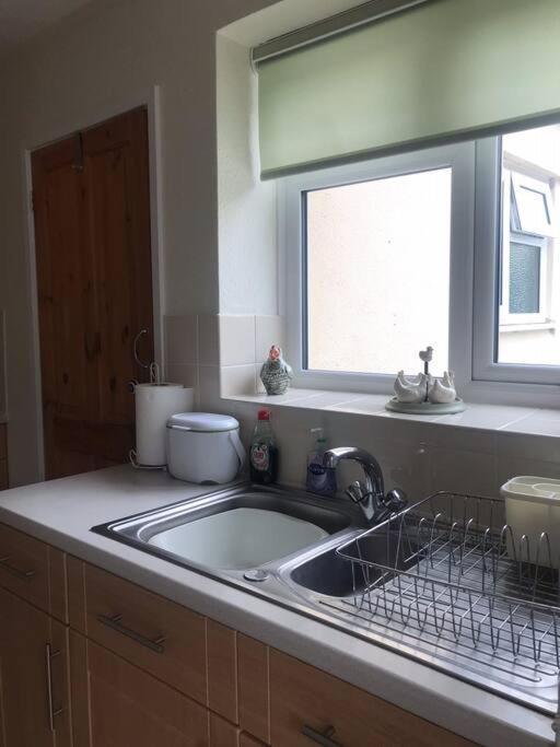 No 96 Chapel Lane - Self Contained Cottage In The Heart Of Butleigh Exterior foto