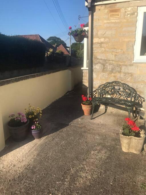 No 96 Chapel Lane - Self Contained Cottage In The Heart Of Butleigh Exterior foto